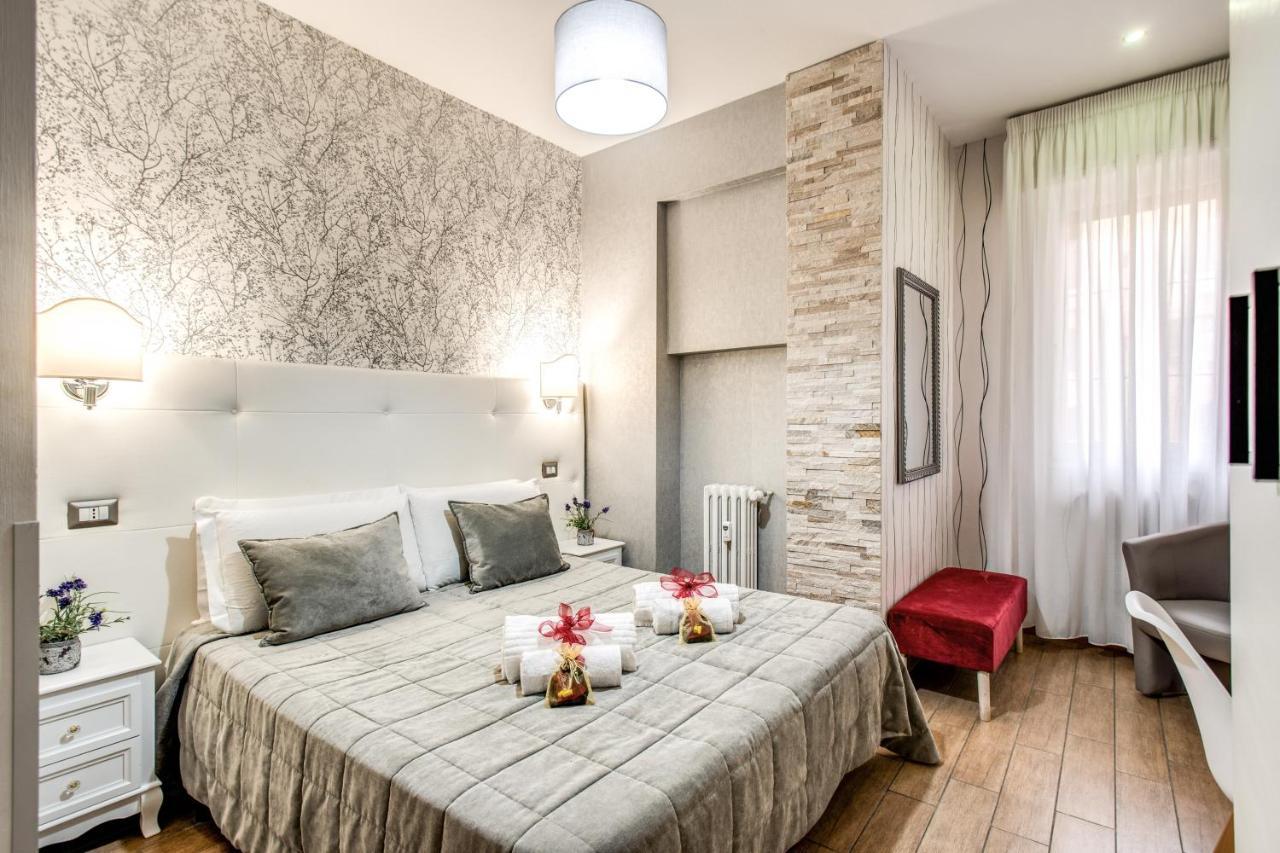 Triple Room,630589386:JPEG