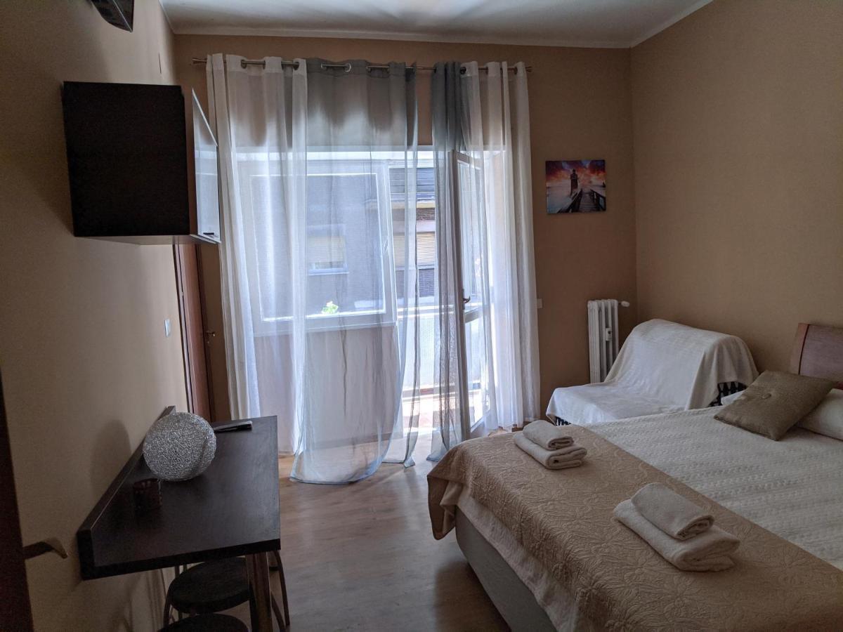Double Room with Private Bathroom,1008934081:JPEG