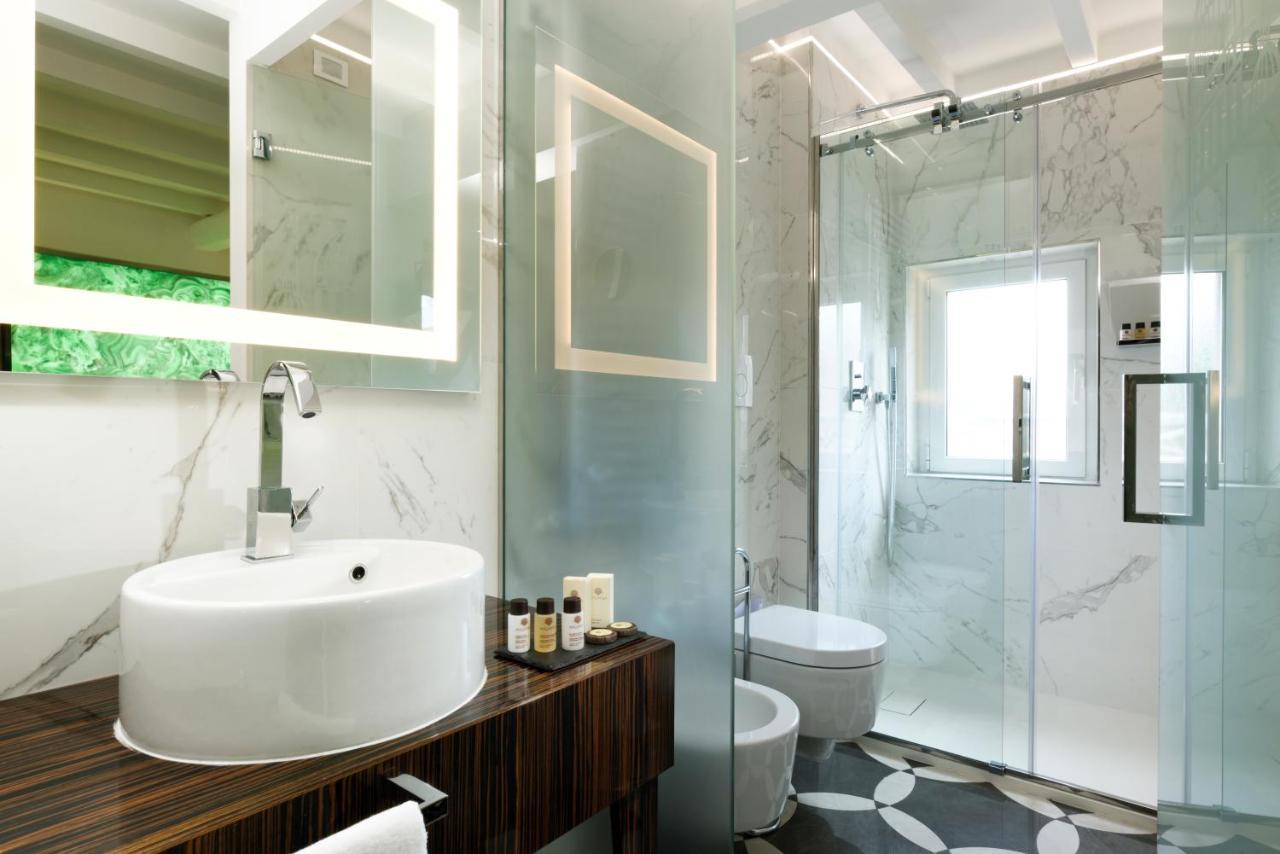 Junior Suite with Terrace,1053098716:JPEG