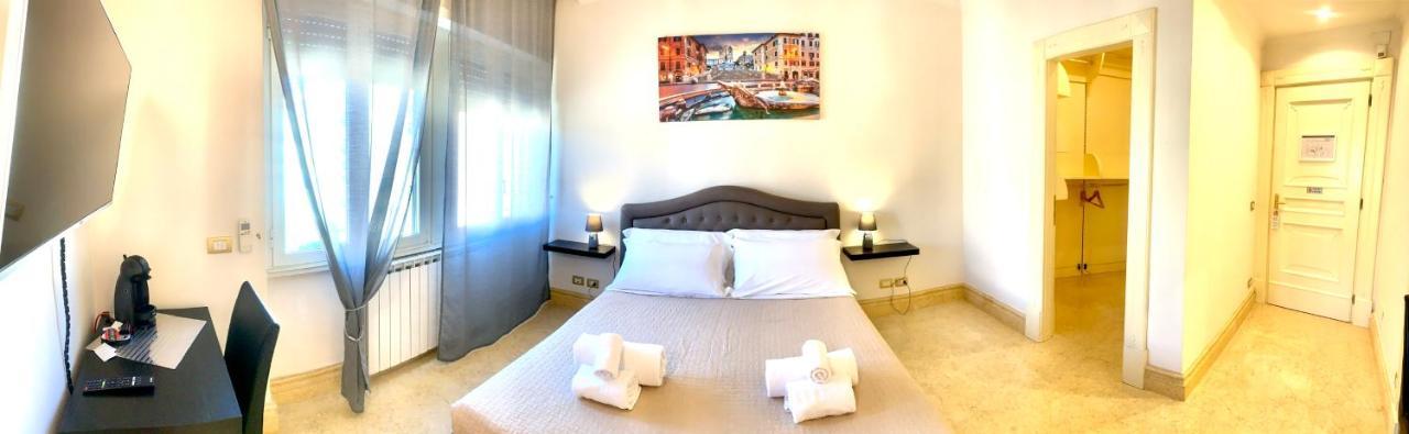 Deluxe Double Room,954000721:JPEG