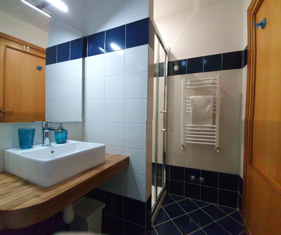 Twin Room Private Bathroom,1088522986:JPEG