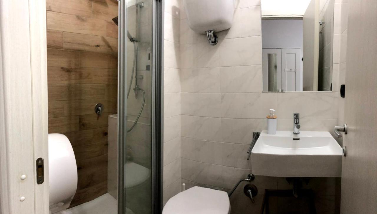 Classic Double Room,1356904877:JPEG