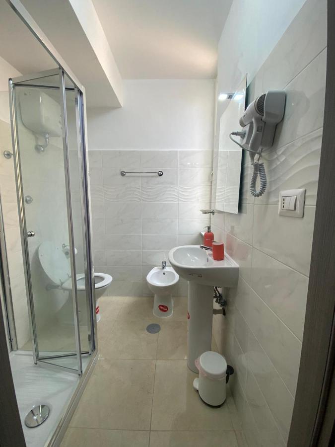 Large Double or Twin Room,1107071937:JPEG
