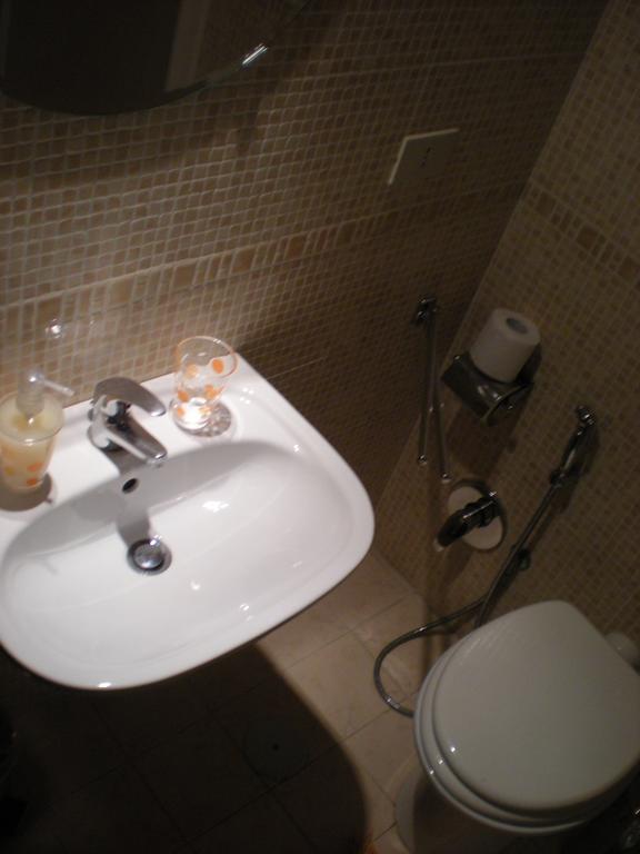 Standard Double Room,111087873:JPEG