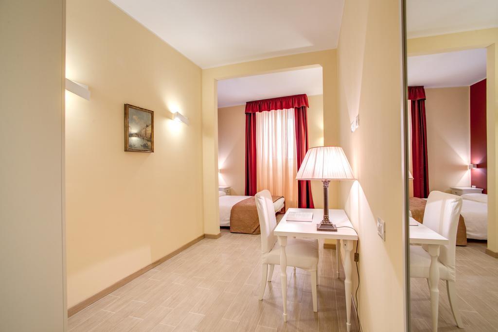 Double or Twin Room Extra Bed,707576323:JPEG
