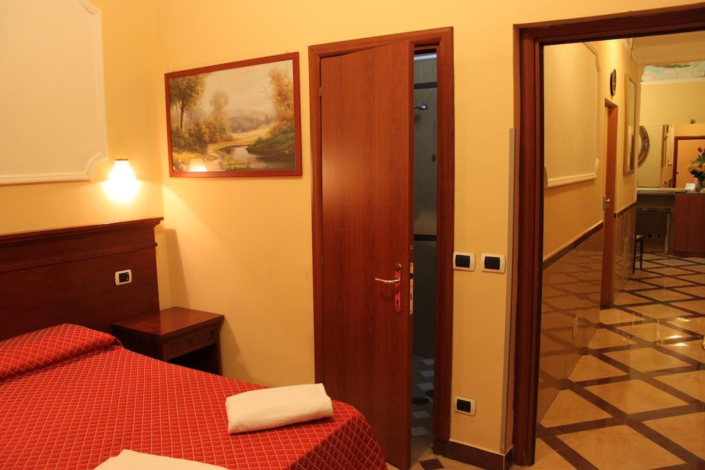 Double Room,111092751:JPEG