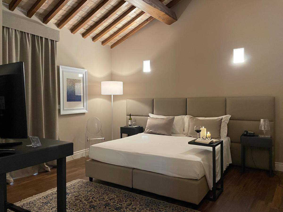 Double Room,1138408552:JPEG