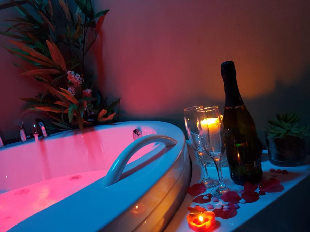 Suite Spa Bath