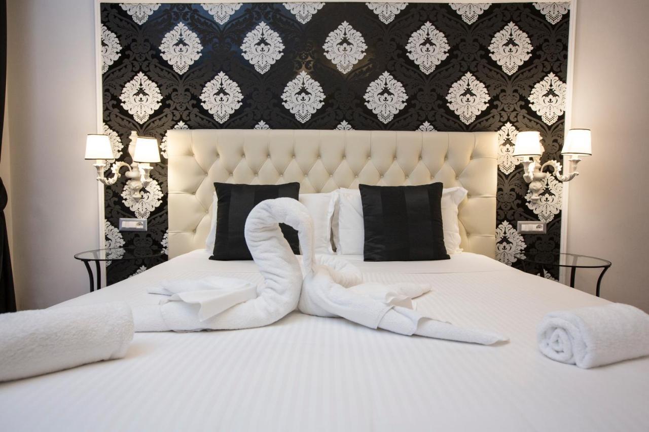 Deluxe Suite,1154103594:JPEG