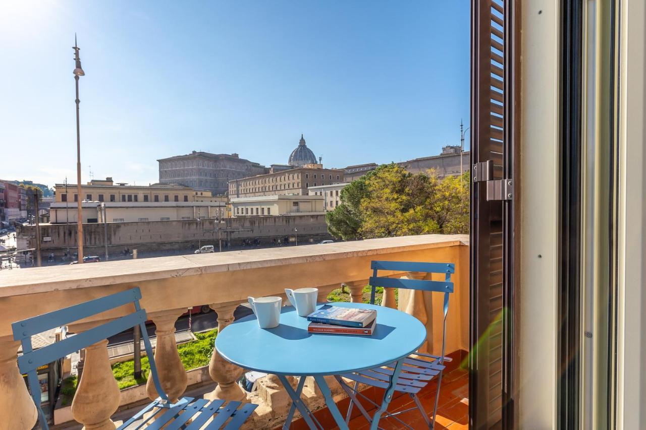 Double Room with Balcony,1176625819:JPEG