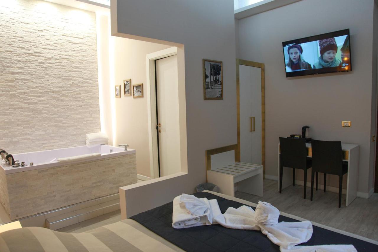Queen Suite Spa Bath