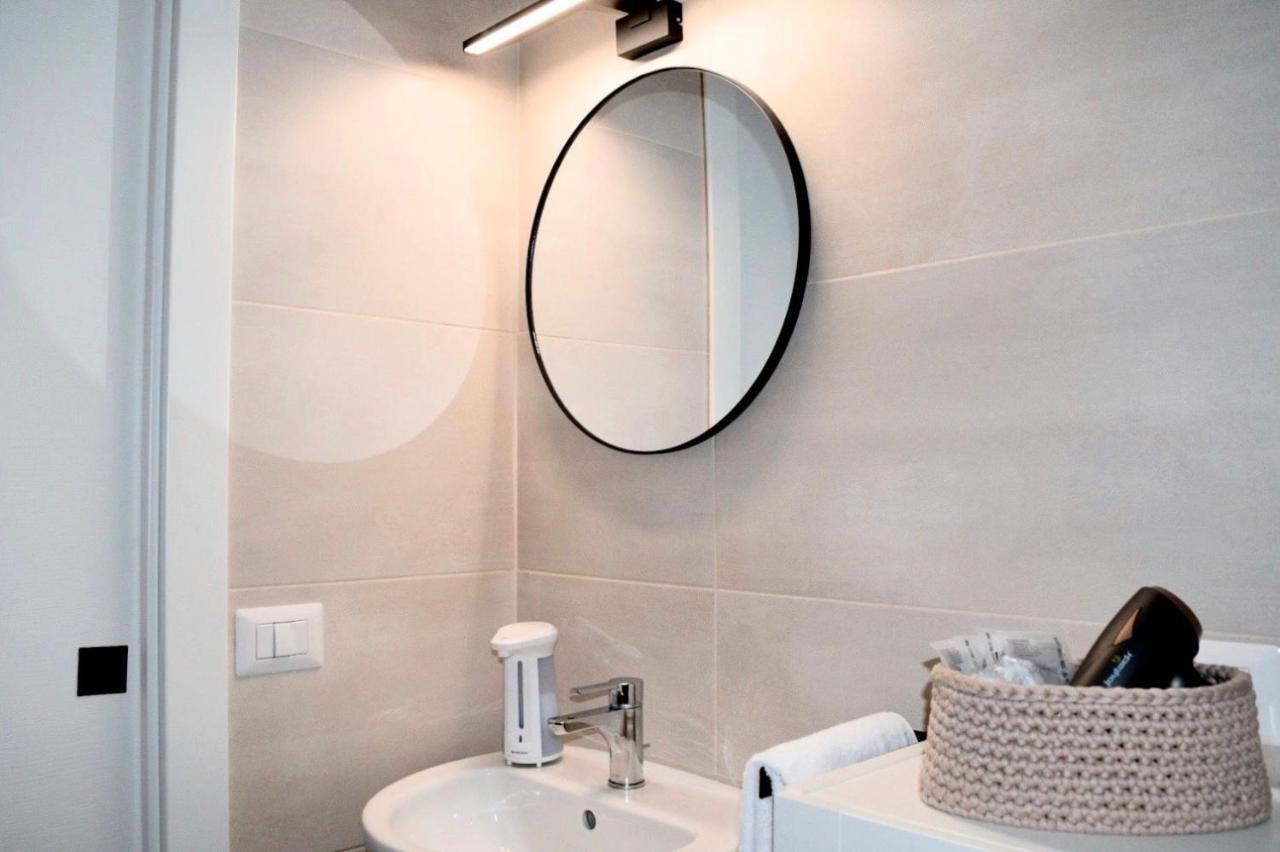 Deluxe Double Room with Shower,1185099547:JPEG