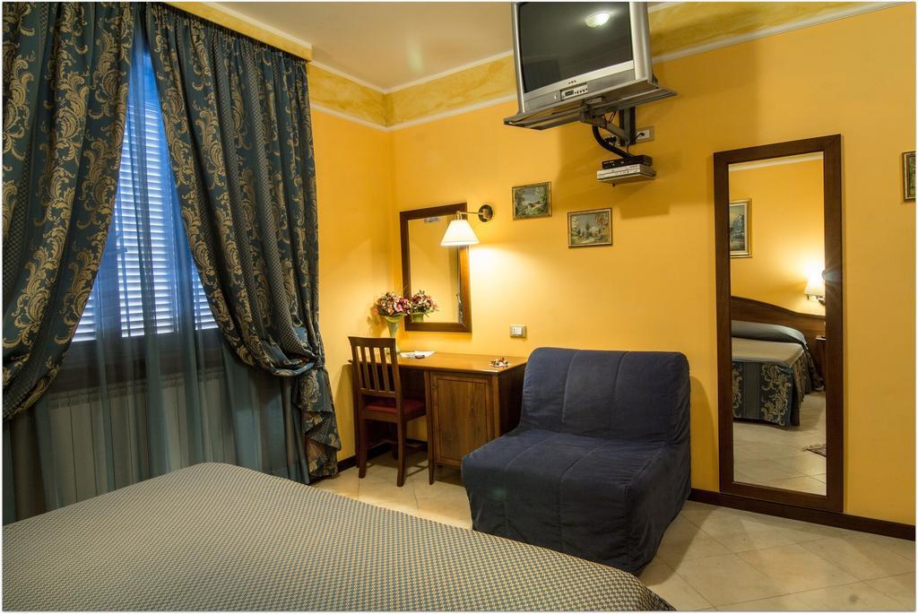 Double or Twin Room,118882084:JPEG
