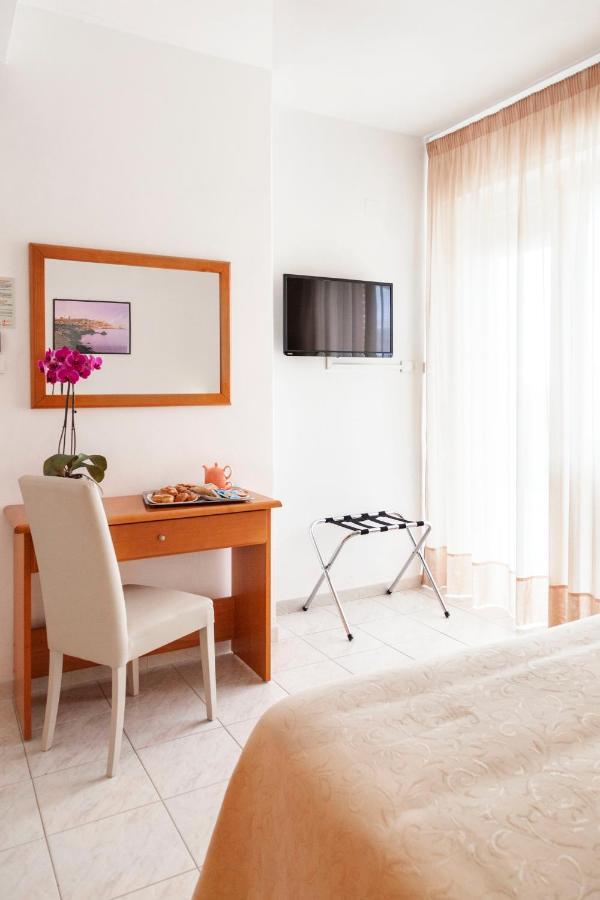 Superior Family Room