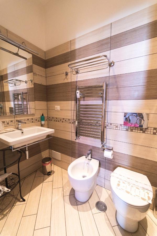 Double Room Private Bathroom,1284191104:JPEG