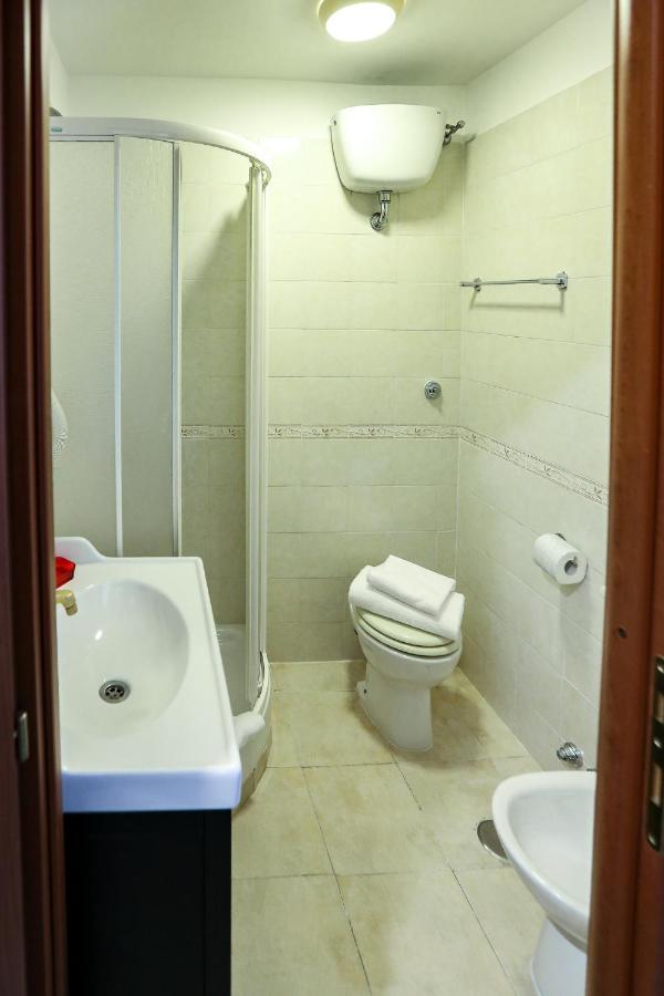 Großes Doppelzimmer