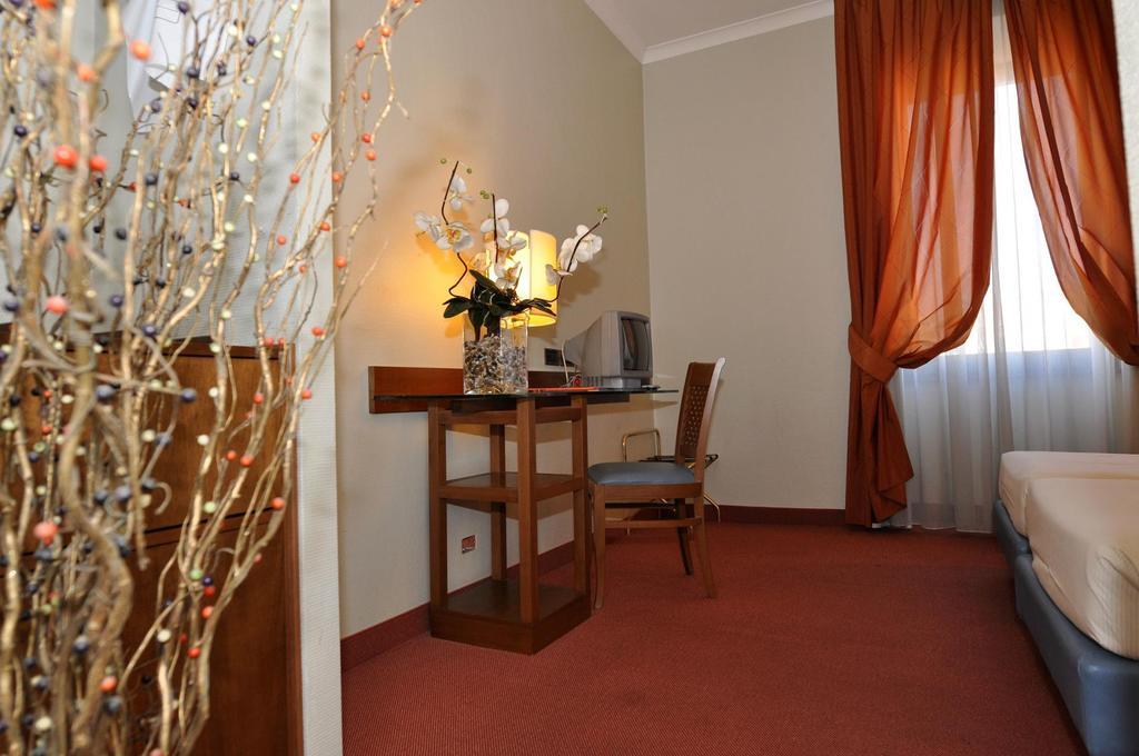 Single Room