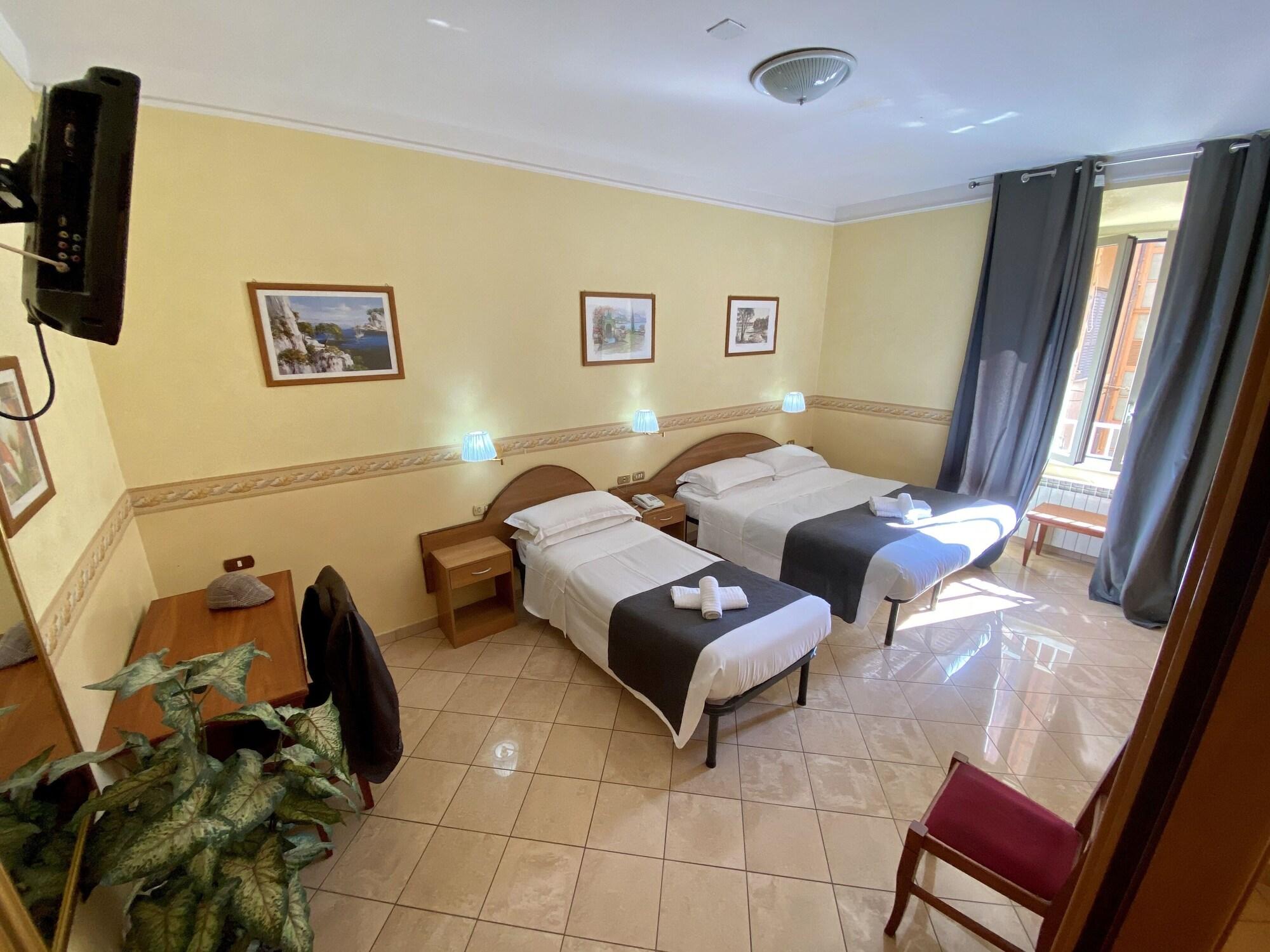 Triple Room,1209384517:JPEG