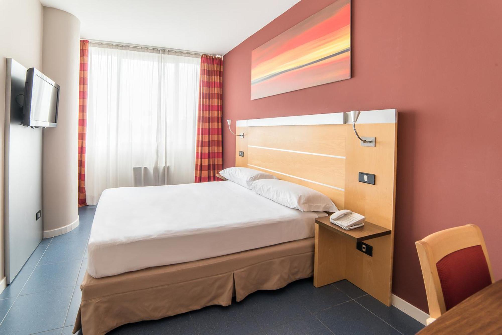 Basic Double Room,1209417028:JPEG