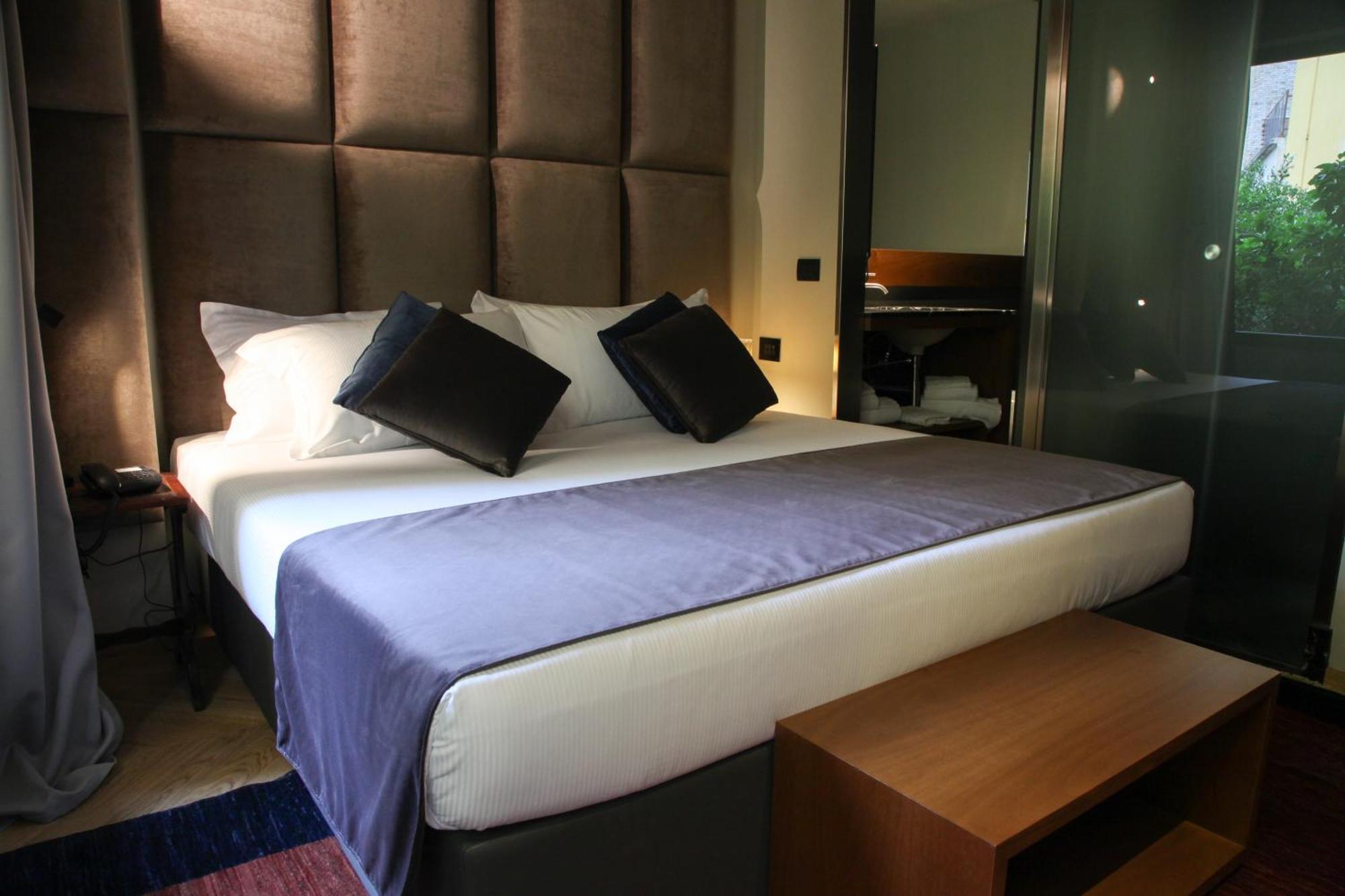 Two Connecting Double Rooms