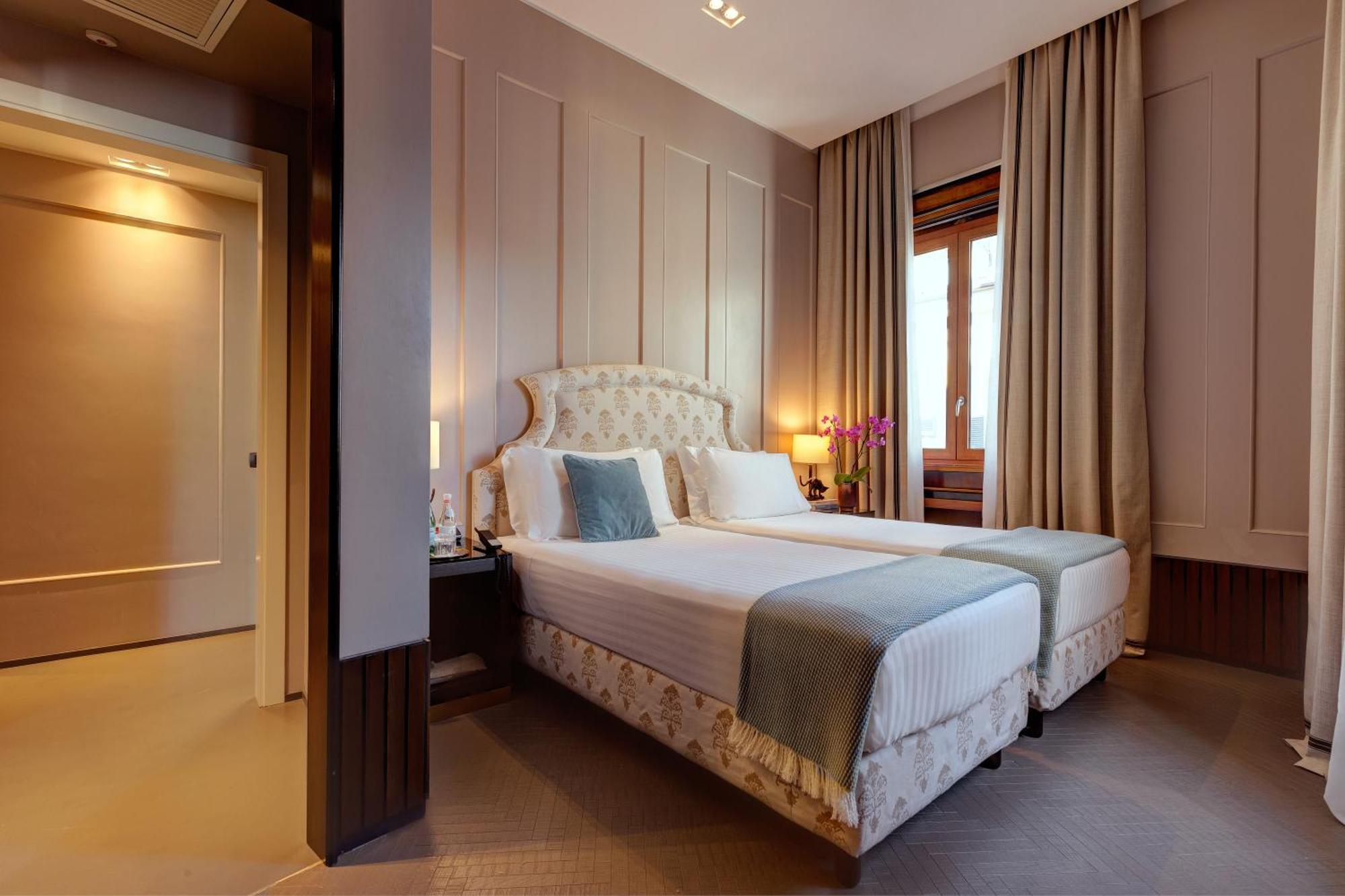 Familiekamer met 2 Slaapkamers en Kingsize Bed Deluxe
