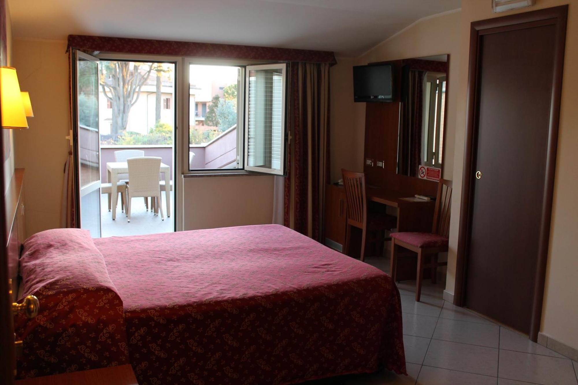 Single Room,1218041899:JPEG
