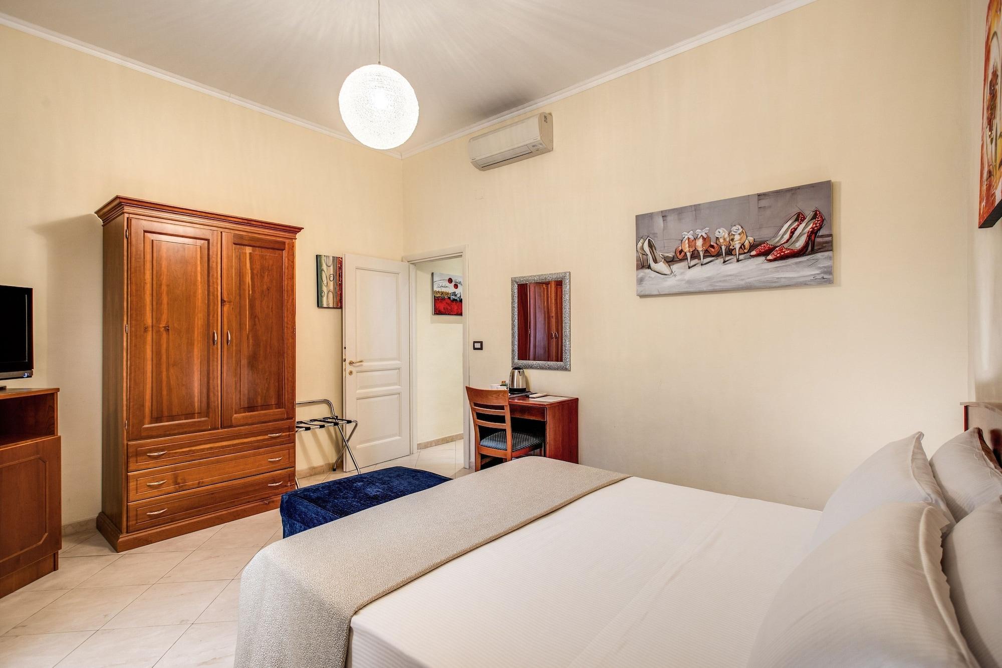 Triple Room,1224099082:JPEG