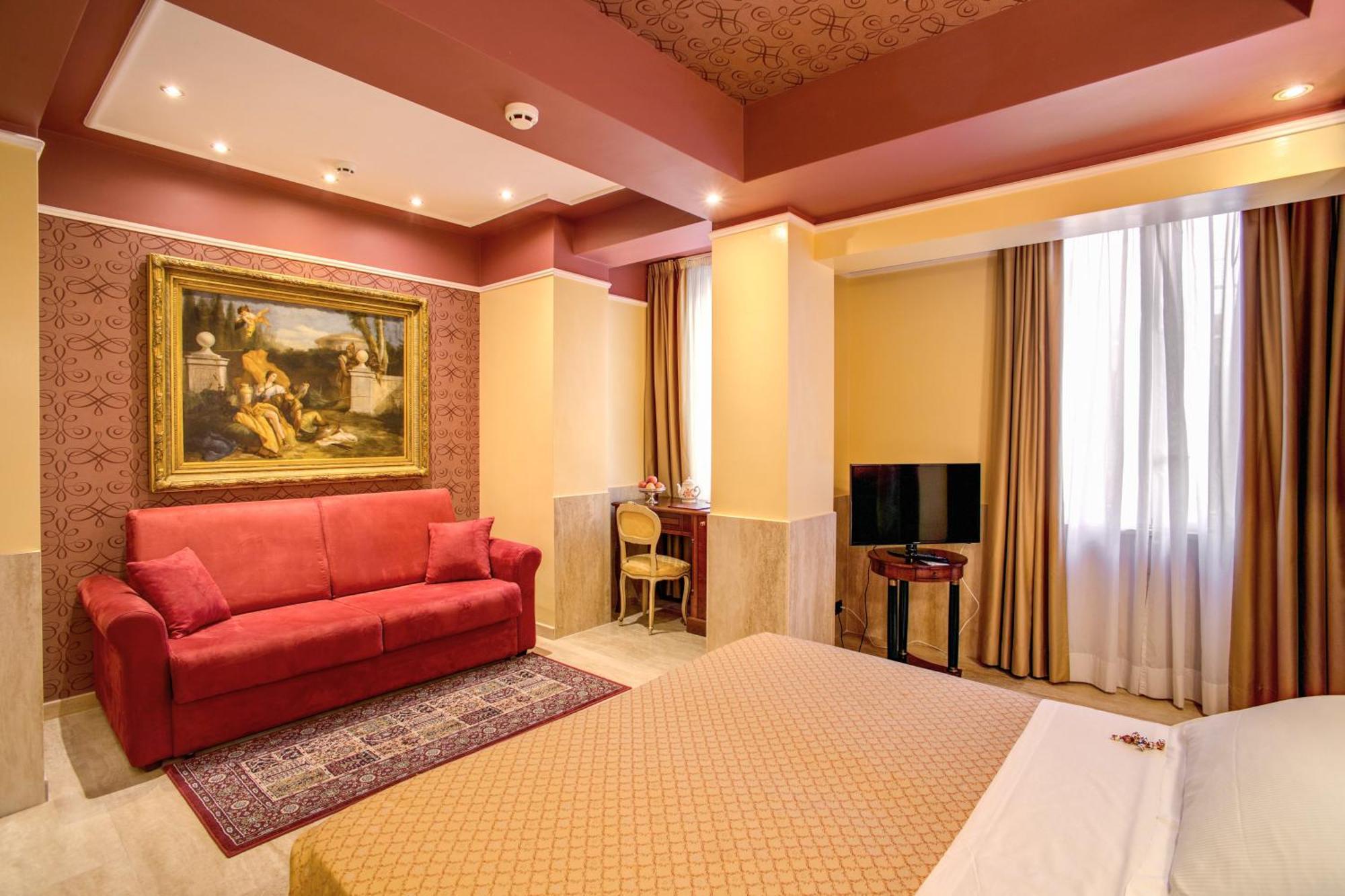 Triple Room