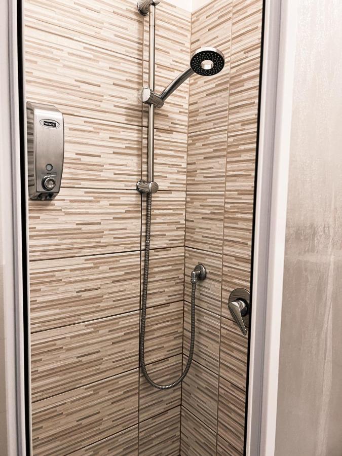 Standard Apartment,1319154055:JPEG