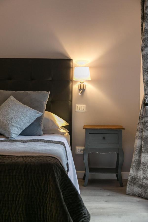 Superior Triple Room-​Via della Frezza,1237993372:JPEG