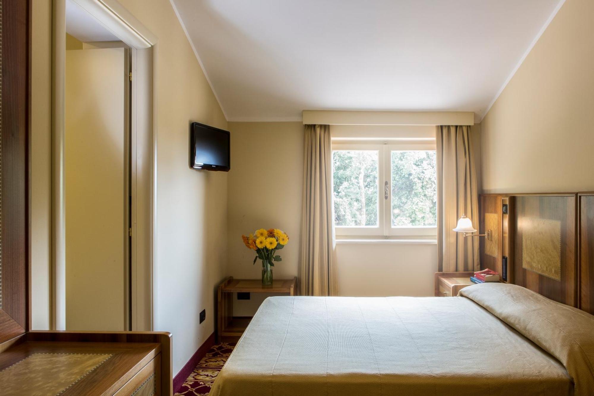 Classic Double or Twin Room
