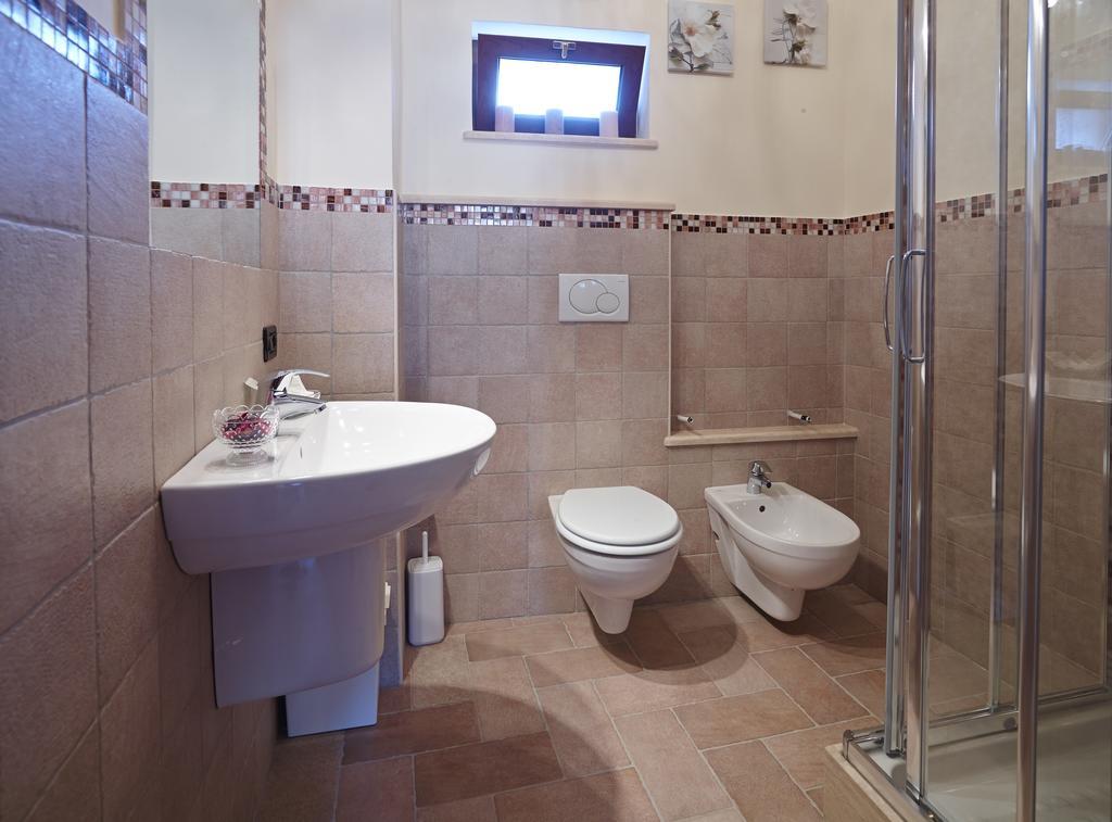 Camera Matrimoniale con Bagno Privato