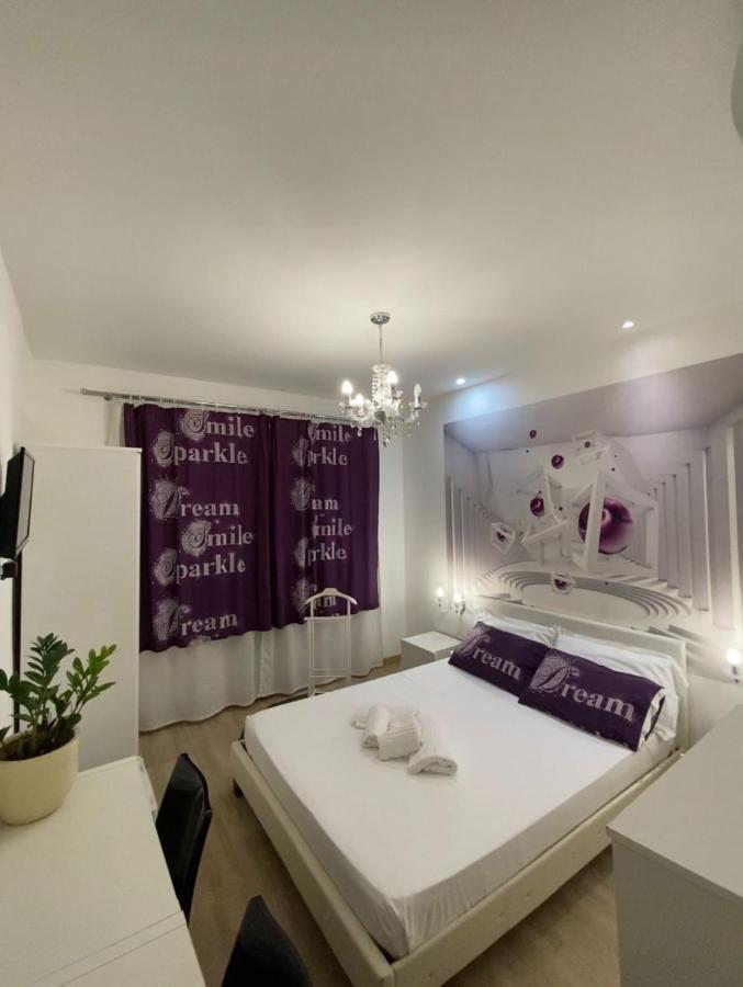 Double Room,1295687794:JPEG