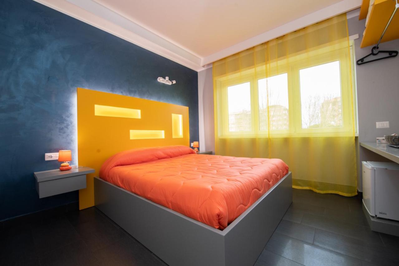 Deluxe Double Room,1297496101:JPEG