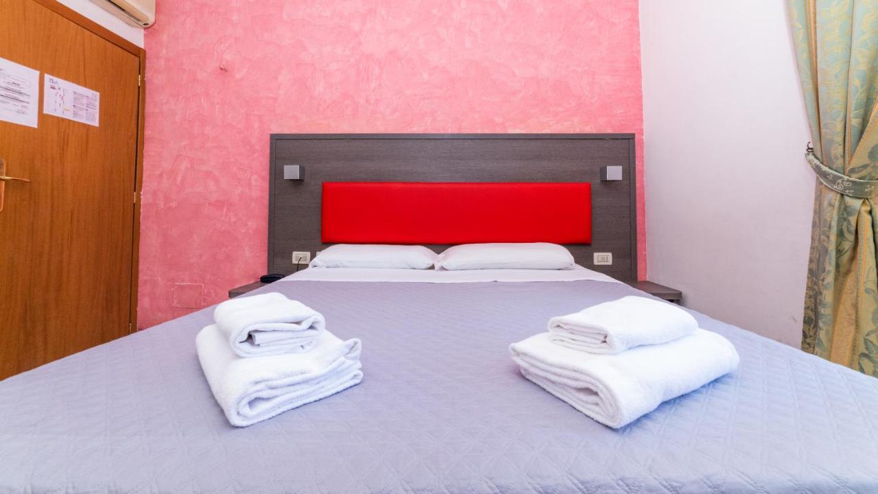 Deluxe Double or Twin Room,1322583532:JPEG