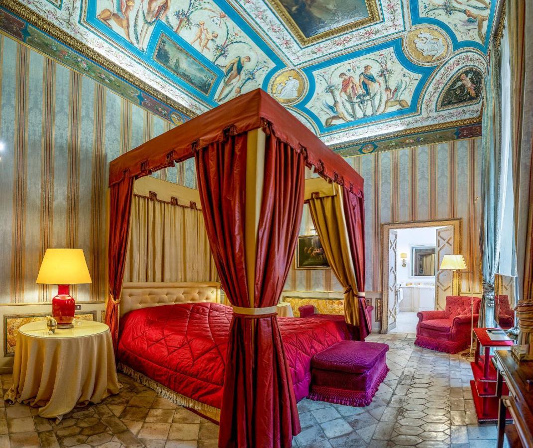 King Suite,299235236:JPEG