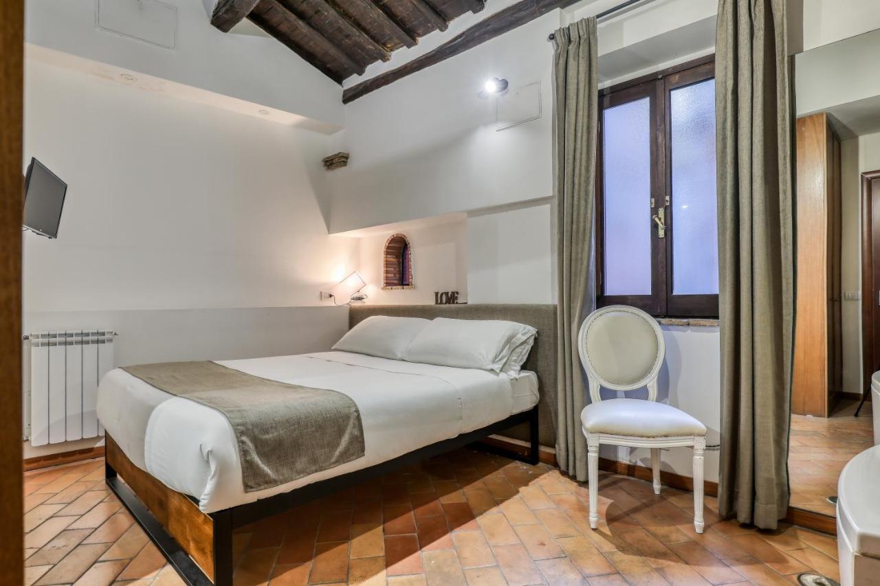 Deluxe Double Room with Bath,1323601876:JPEG