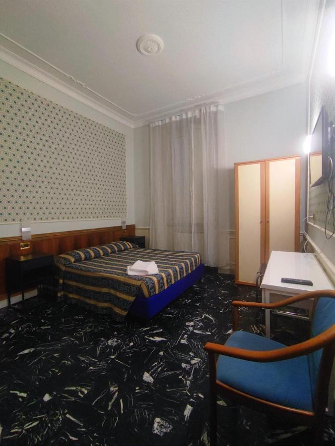 Quarto Duplo