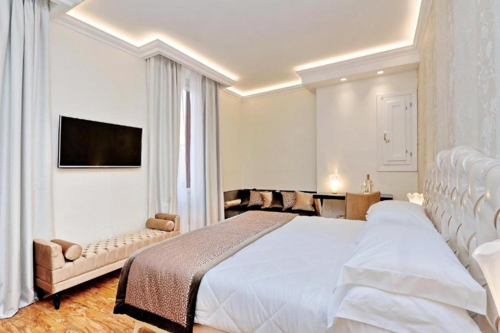 Deluxe Junior Suite