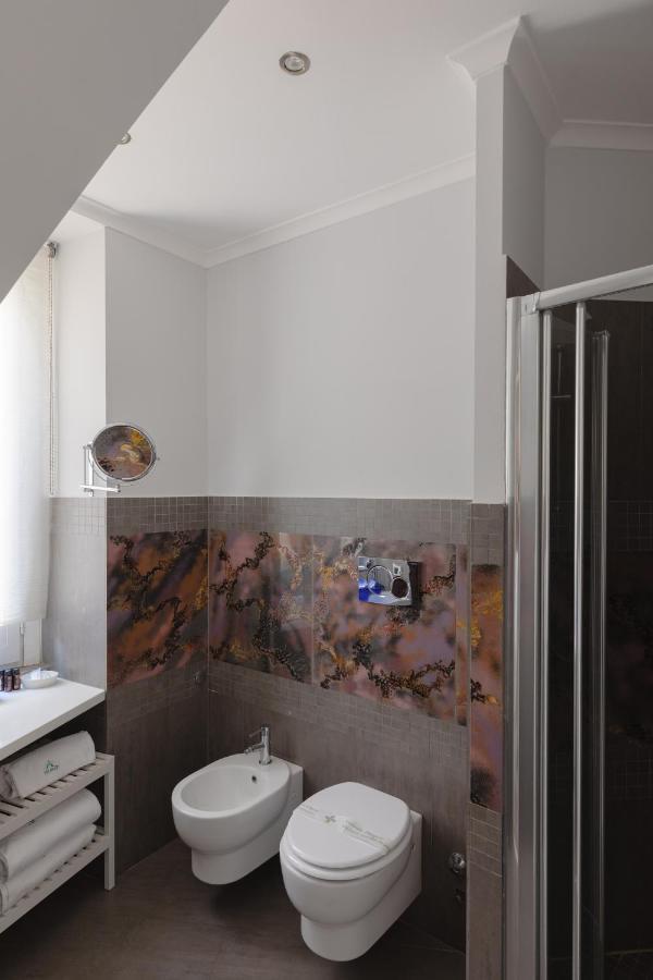Classic Double Room,1328437619:JPEG