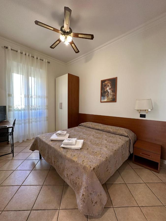 Double Room with Shared Bathroom,1341552665:JPEG