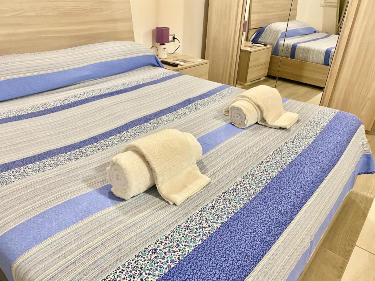Standard Double Room,1347051425:JPEG