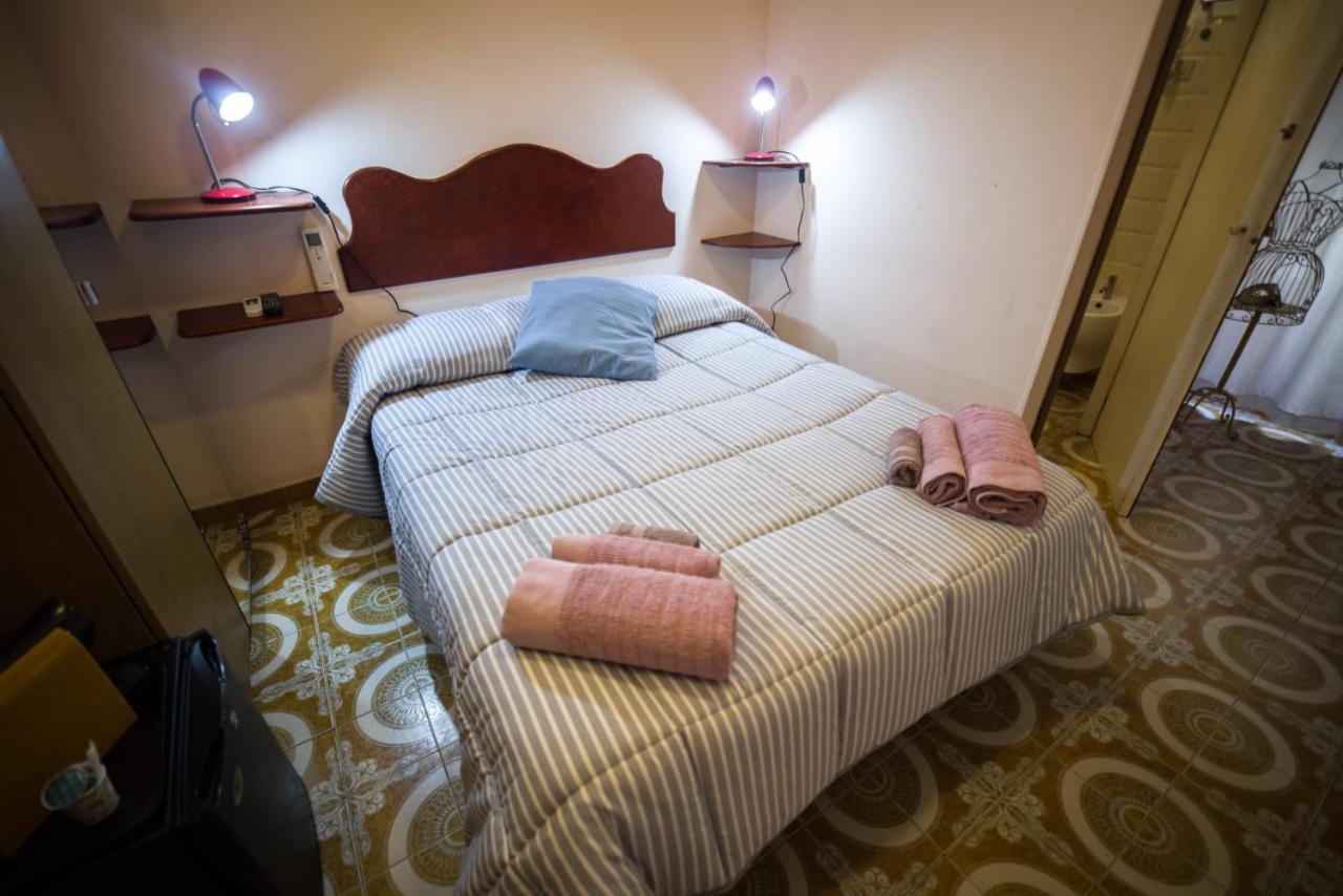Double Room,1349018387:JPEG