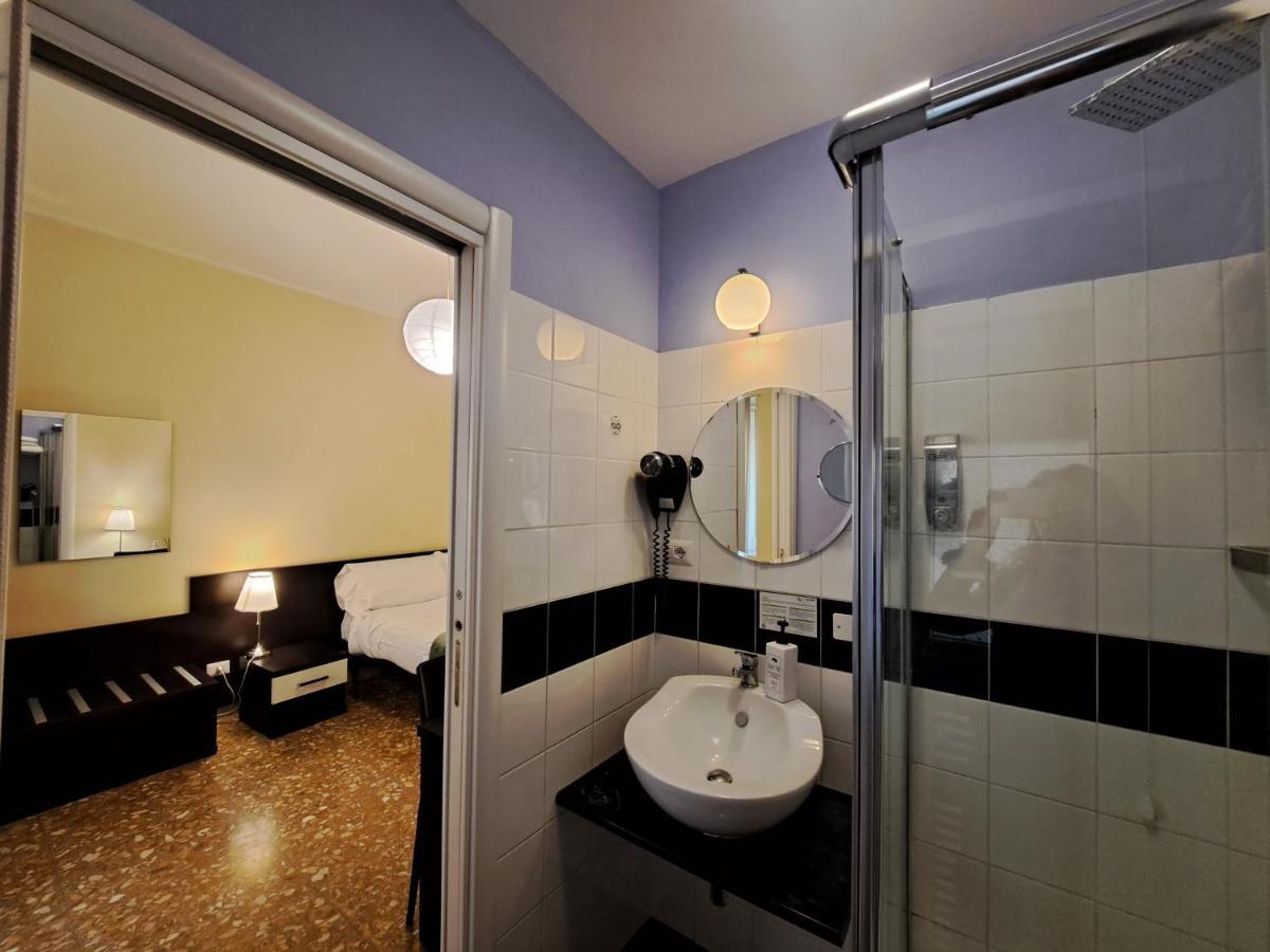 Quarto Duplo