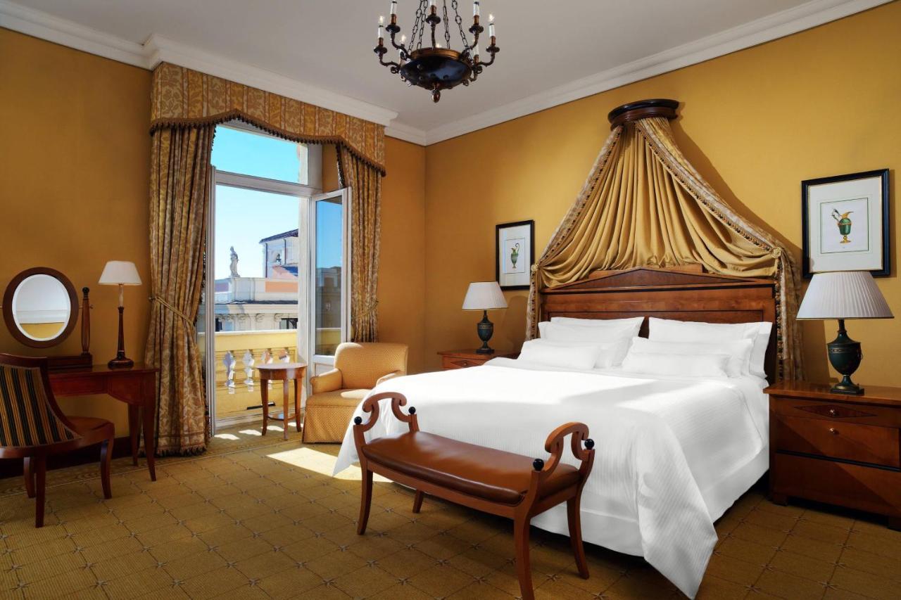 Grandluxe Double King Larger Guest room 1 King