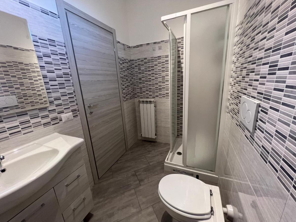 Double Room Private Bathroom,1364994350:JPEG