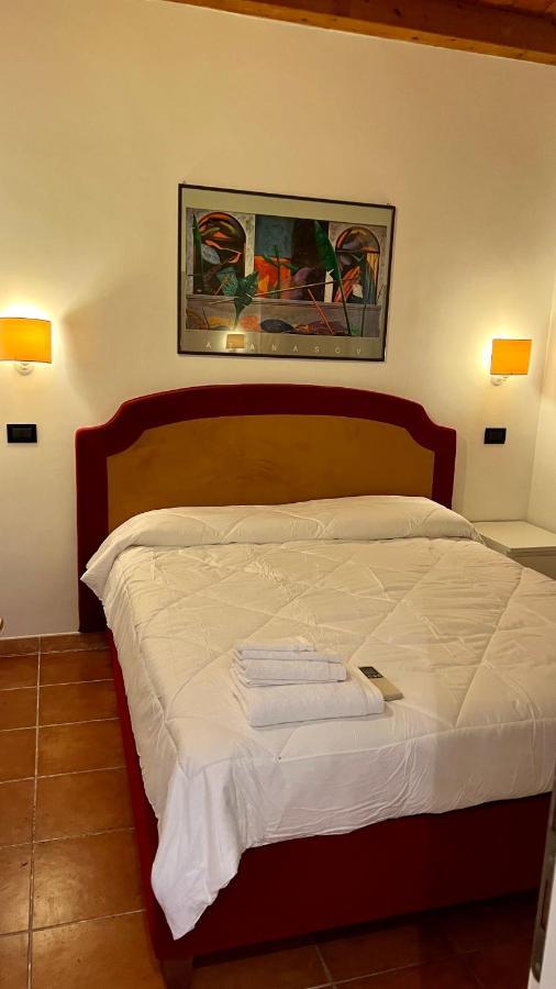 Two-Bedroom House,1368900239:JPEG