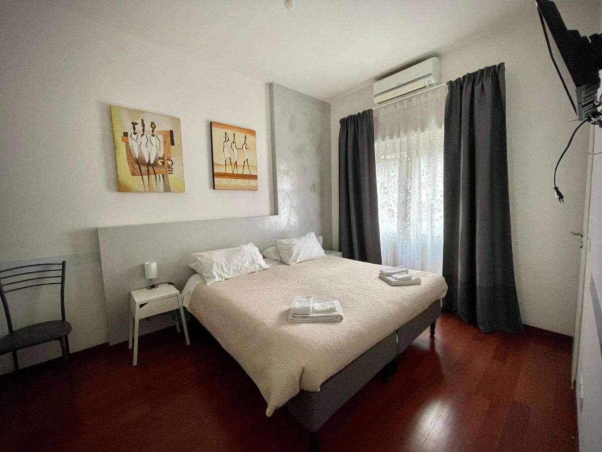 Double Room with Private Bathroom,1373610695:JPEG