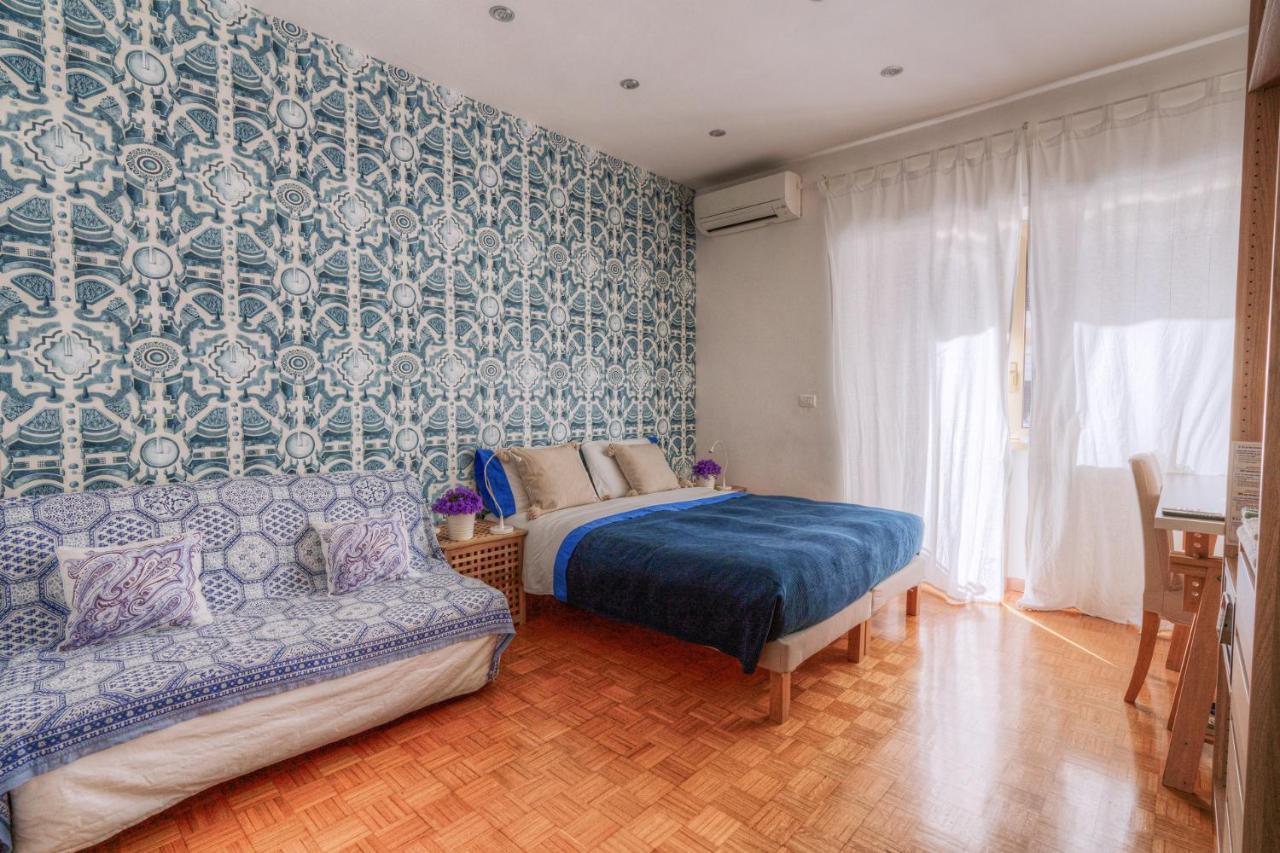 Double Room Private External Bathroom