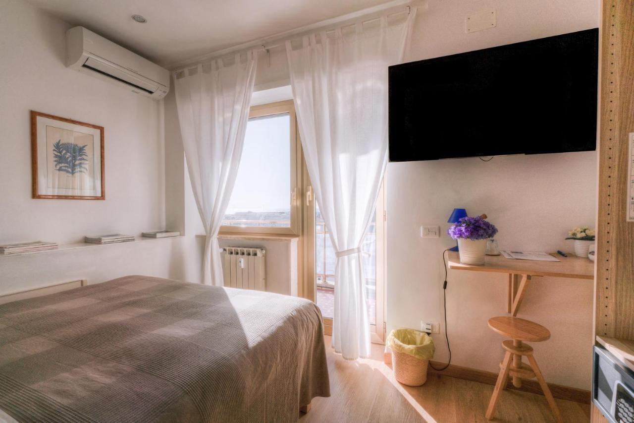 Deluxe Double Room Balcony Sea View